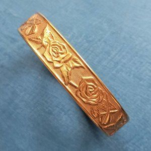 Vintage Whiting & Davis Gold Tone Hinged Cuff Bracelet Metal Bangle ROSES Floral
